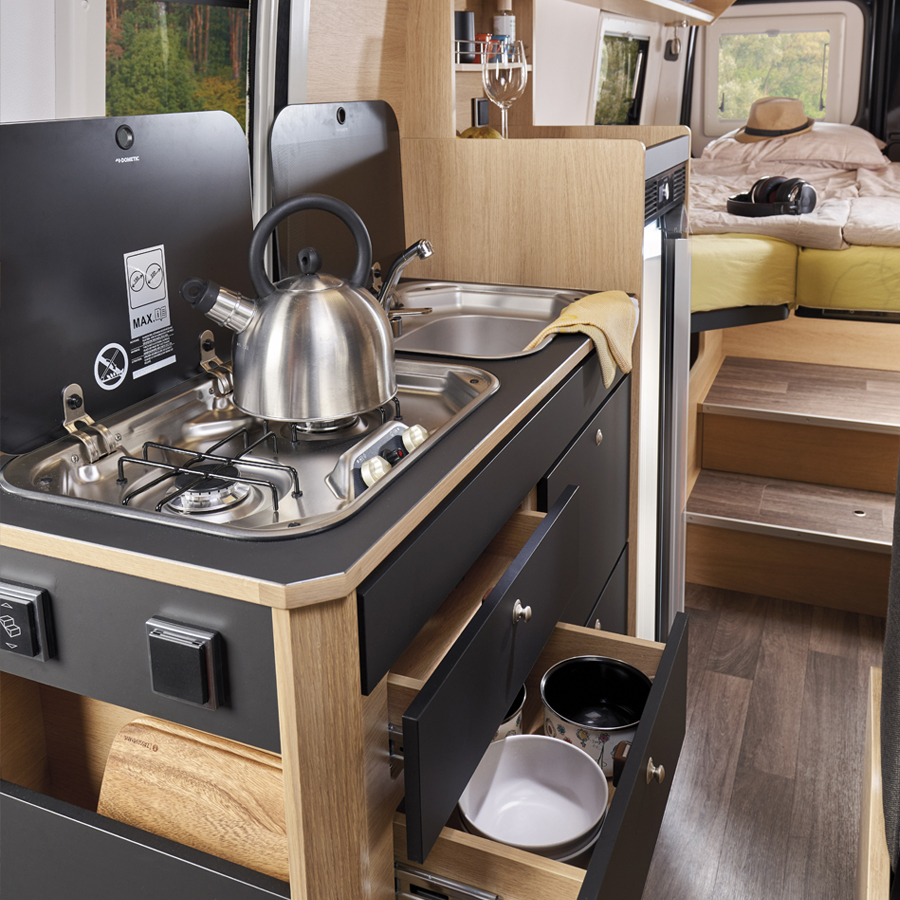 Bravia Swan 680 Küchenblock